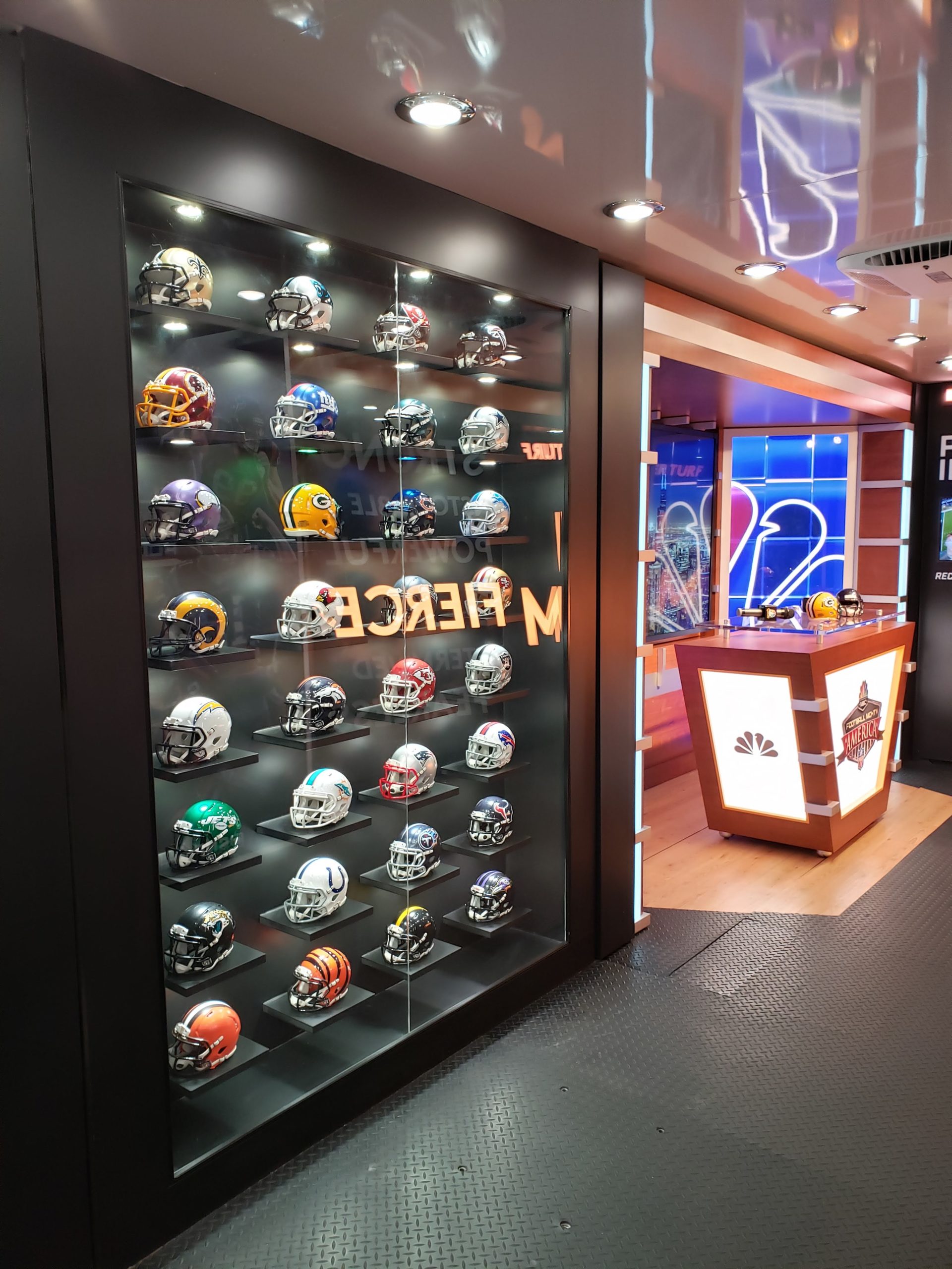 SNF Helmet Wall